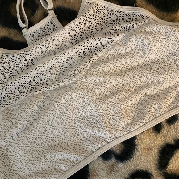 Juniors Women’s White Bathing Suit Top Tankini Bikini Large L Swimsuit - Picture 2 of 4